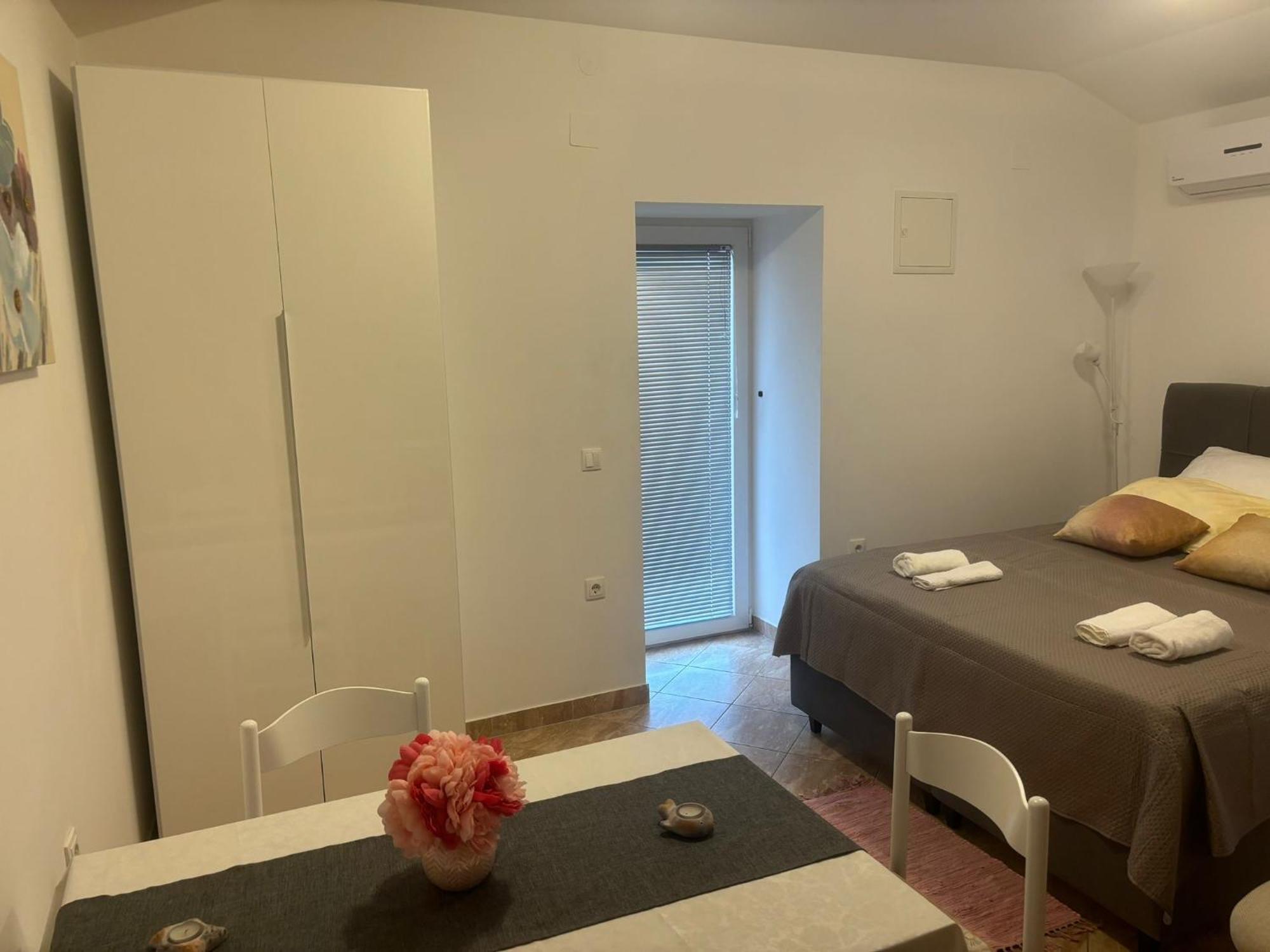 Apartment & Studio Vrdoljak Sveti Anton (Krk) Exterior foto